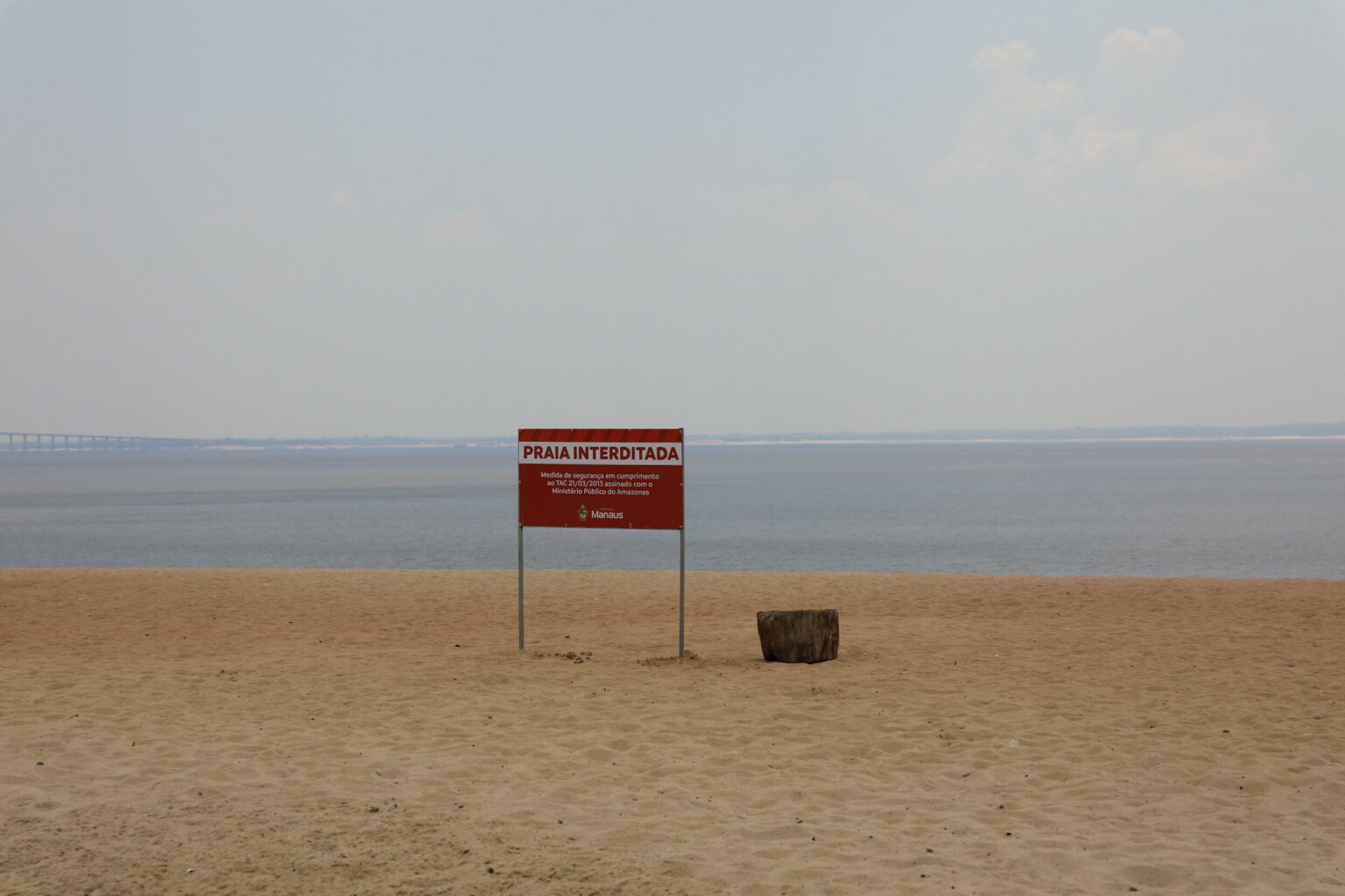 Prefeitura estuda liberação da praia da Ponta Negra