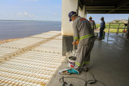 Varanda externa do mirante do ‘Nosso Centro’ avança com obras