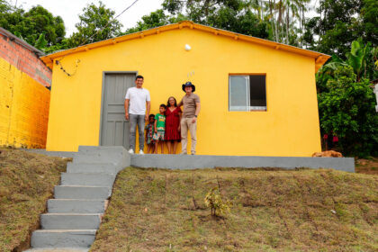 Prefeito entrega as primeiras casas reformadas pelo ‘Morar Melhor’