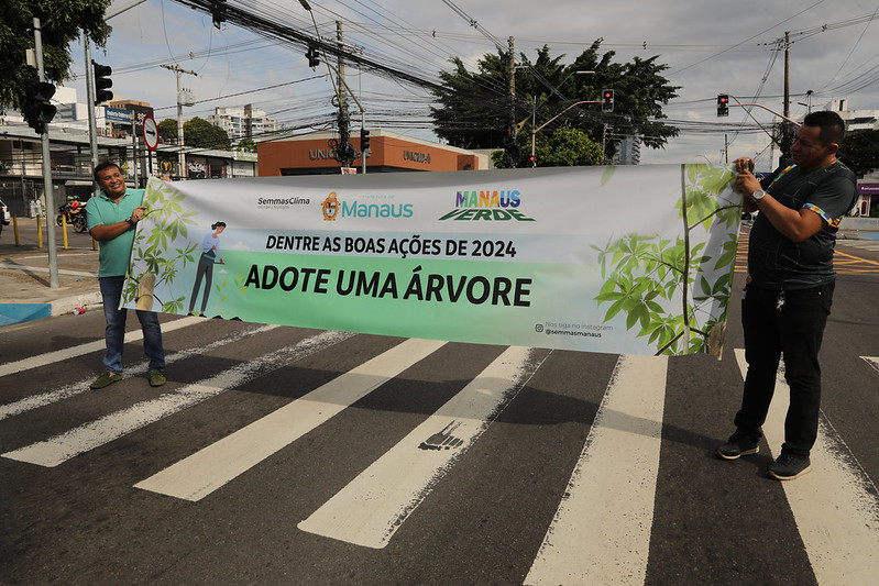 Prefeitura de Manaus realiza a campanha ‘Dentre as boas ações de 2024, adote uma árvore’