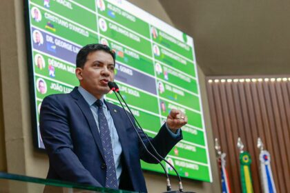 De autoria do deputado Delegado Péricles, PL prevê que recém-graduados da saúde prestem serviços no interior do Amazonas