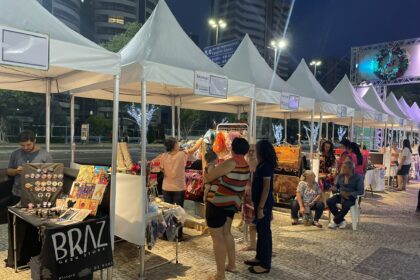 Prefeitura de Manaus promove feira de artesanato na Ponta Negra até o Natal