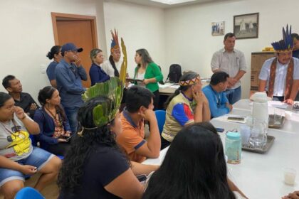 Inclusão digital: Indígenas são contemplados com computadores doados pela Governo do Amazonas