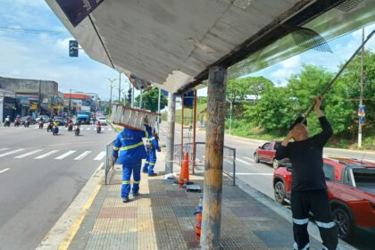 Revitalização das plataformas de ônibus na zona Leste