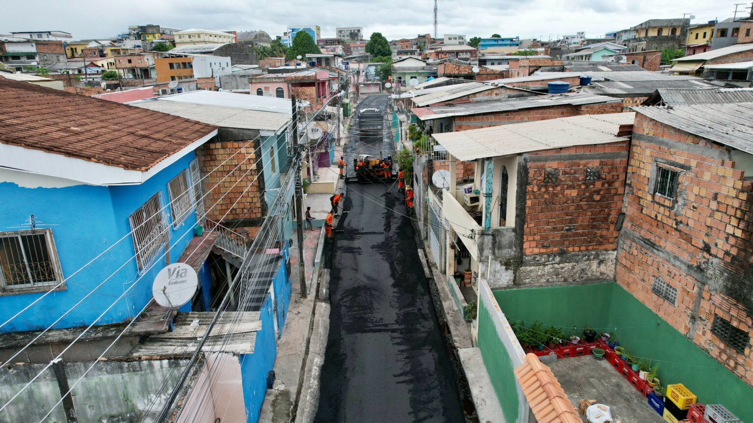 Prefeitura entrega as ruas Flávio de Moura e Kakatua, no Alvorada