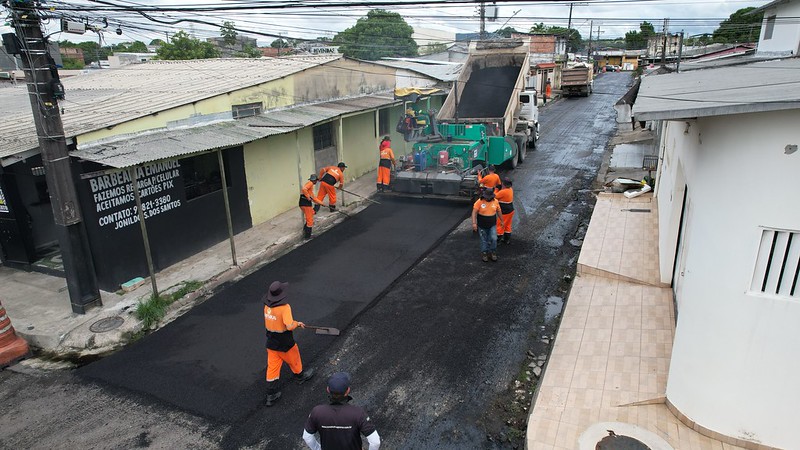 Prefeitura aplica 300 toneladas de massa em via da Cidade Nova