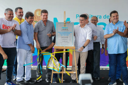 Prefeito entrega Cras totalmente revitalizado no Colônia Terra Nova