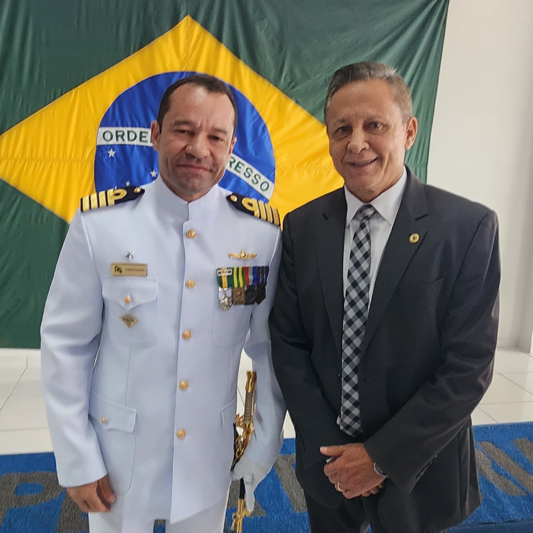 Adjuto Afonso prestigia transmissão de cargo de comandante da capitania dos portos