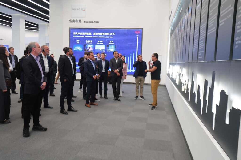 Wilson Lima visita empresas na China com operação no PIM e destaca credibilidade do Amazonas para atrair novos investimentos