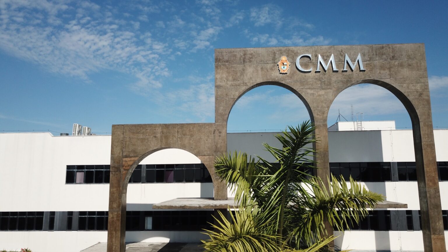 Caio André determina que estatutários e comissionados batam ponto na CMM