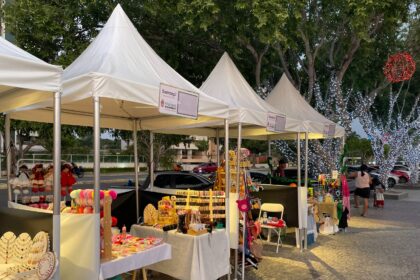 Feira de artesanato no complexo turístico Ponta Negra