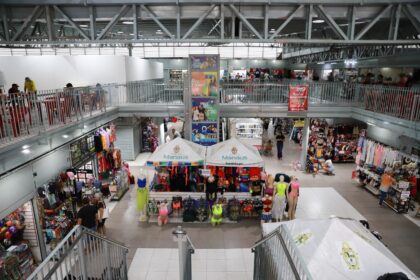 Obras da nova praça de alimentação na galeria Espírito Santo