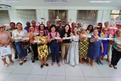 Recém-aposentados são homenageados na Manaus Previdência