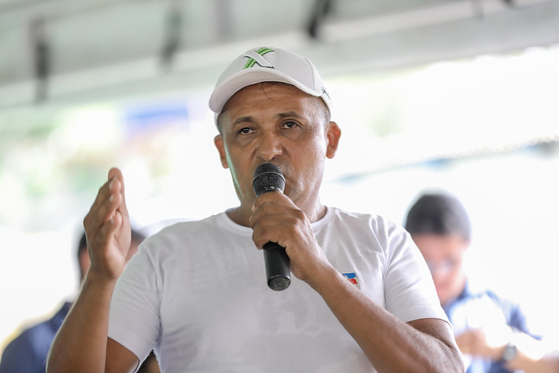Moradores de Manacapuru comemoram melhorias após pavimentação de ramais