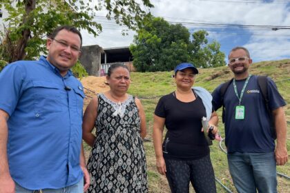 Raiff Matos fiscaliza conclusão das obras em cratera no conjunto Francisca Mendes