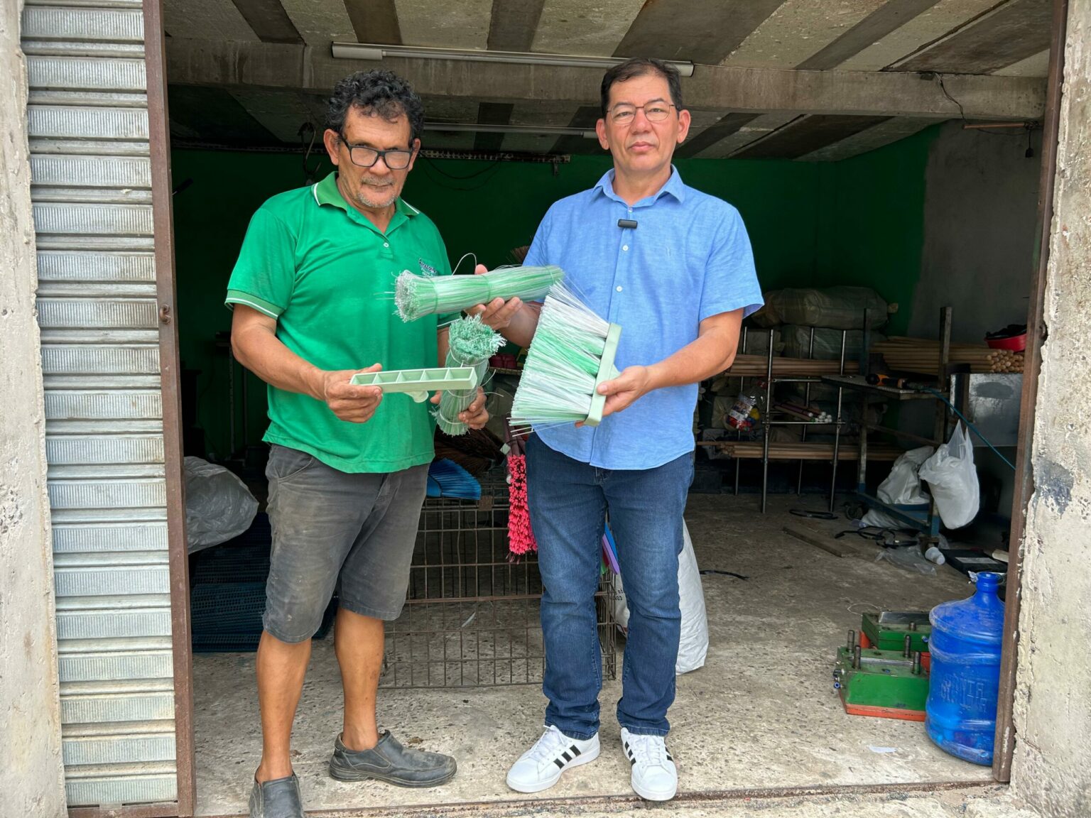 Presidente da Comissão de Meio Ambiente da CMM visita empresa de reciclagem