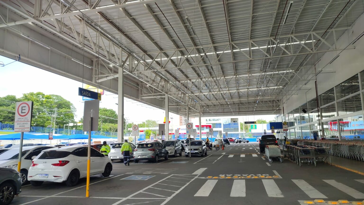 Prefeitura intensifica fiscalizações em vagas prioritárias