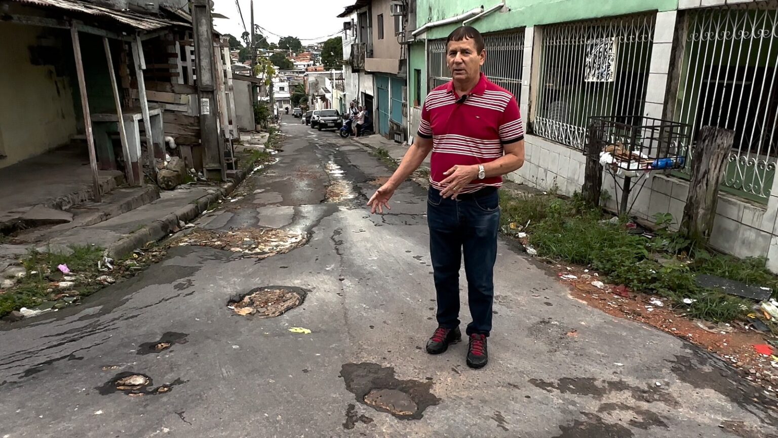 Roberto Sabino realiza ação de fiscalização em ruas do bairro Petrópolis