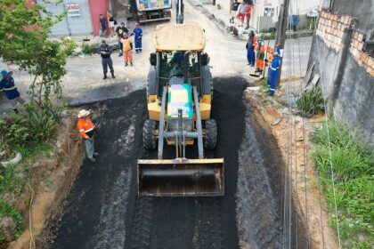 Prefeitura de Manaus coopera em ação da SSP e leva infraestrutura à comunidade Nossa Senhora de Fátima