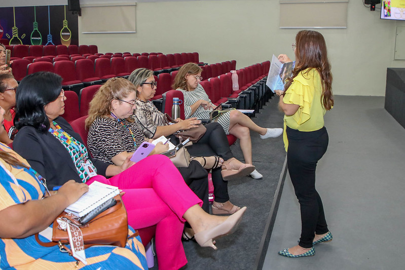 Prefeitura de Manaus realiza encontro com educadores que vão trabalhar nas creches municipais