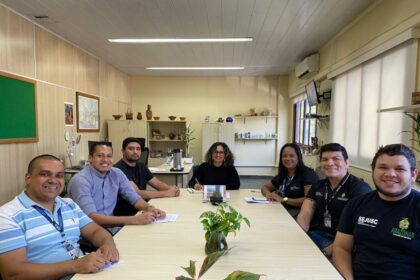 Governo do Amazonas beneficia idosos por meio das Feiras de Produtos Regionais
