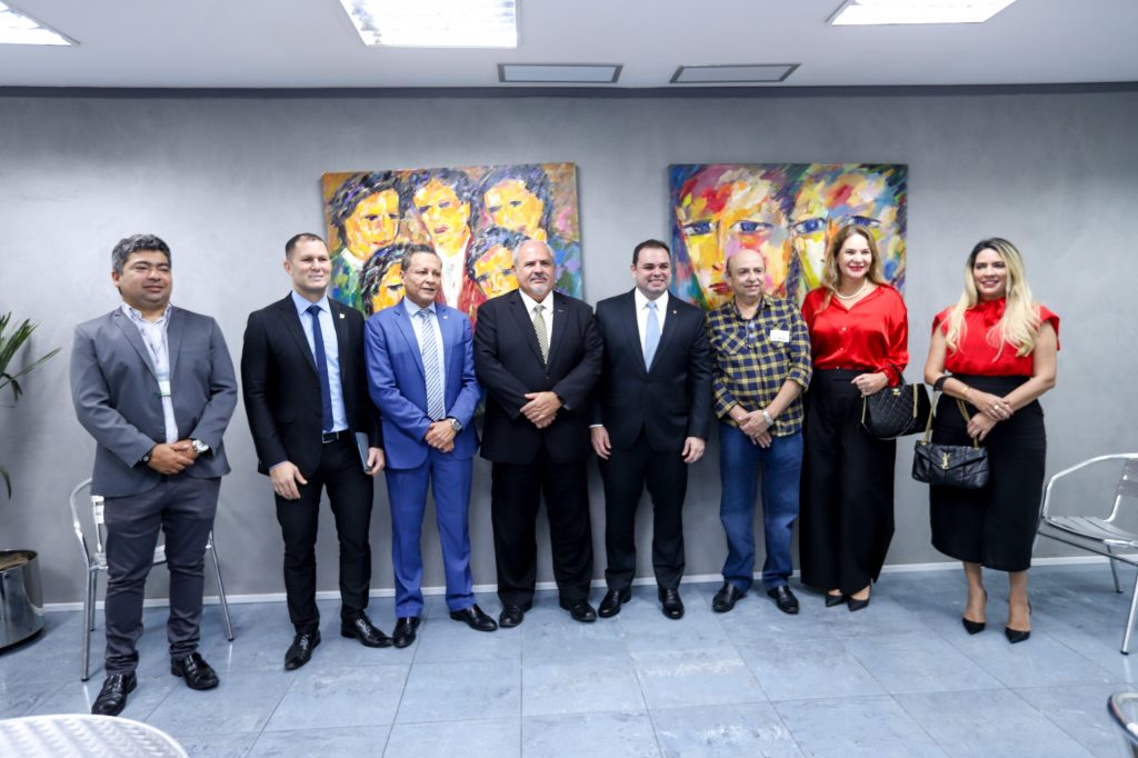 Adjuto Afonso presta contas de ações direcionadas ao empreendedorismo e ao cooperativismo