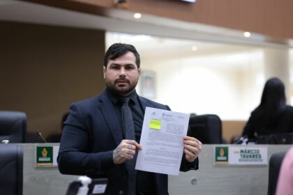 Capitão Carpê apresenta requerimento para prefeito esclarecer viagem ao Caribe na CMM