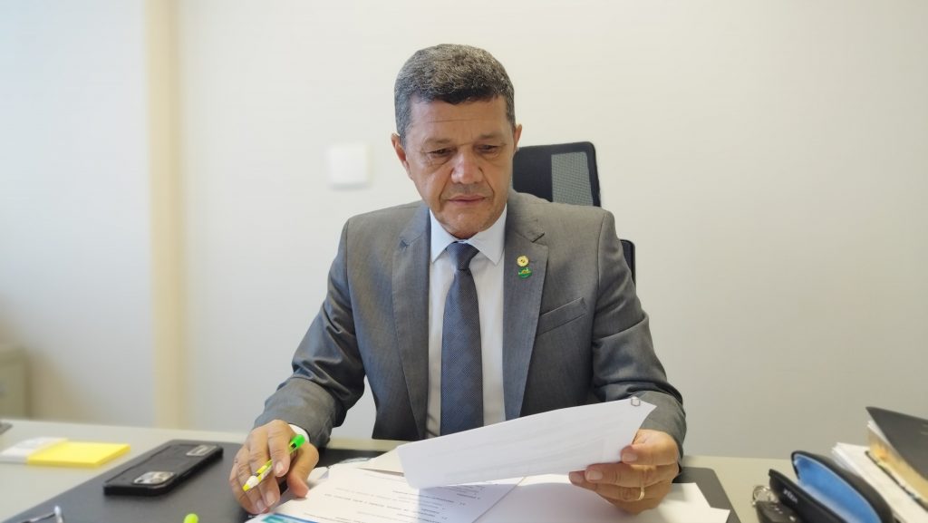 Deputado Comandante Dan diz que delegacia de Carauari não tem condição de funcionamento