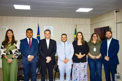 Governo do Amazonas reúne com o ministro da Pesca para tratar sobre exportação de peixes ornamentais