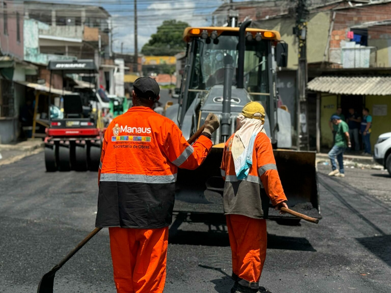 Após solicitação do vereador Joelson Silva, rua Saga na Compensa recebe recapeamento asfáltico