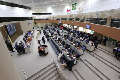 Programa de Aposentadoria Incentivada é promulgada durante Sessão Plenária