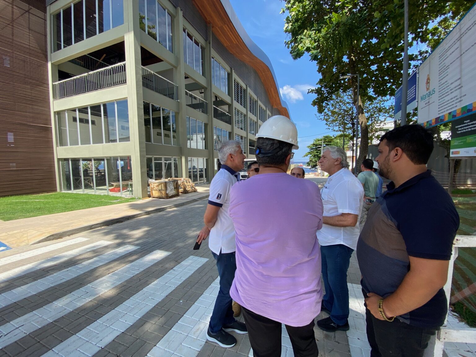 Obras do ‘Nosso Centro’ recebem visita técnica