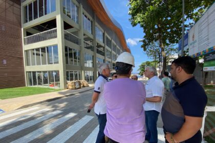 Obras do ‘Nosso Centro’ recebem visita técnica