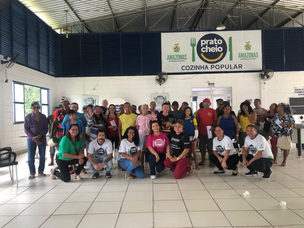 Usuários da cozinha Parque São Pedro participam de oficina sobre mercado de trabalho
