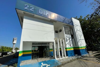 PC-AM prende integrante de organização criminosa com arma de fogo e munições na avenida das Torres