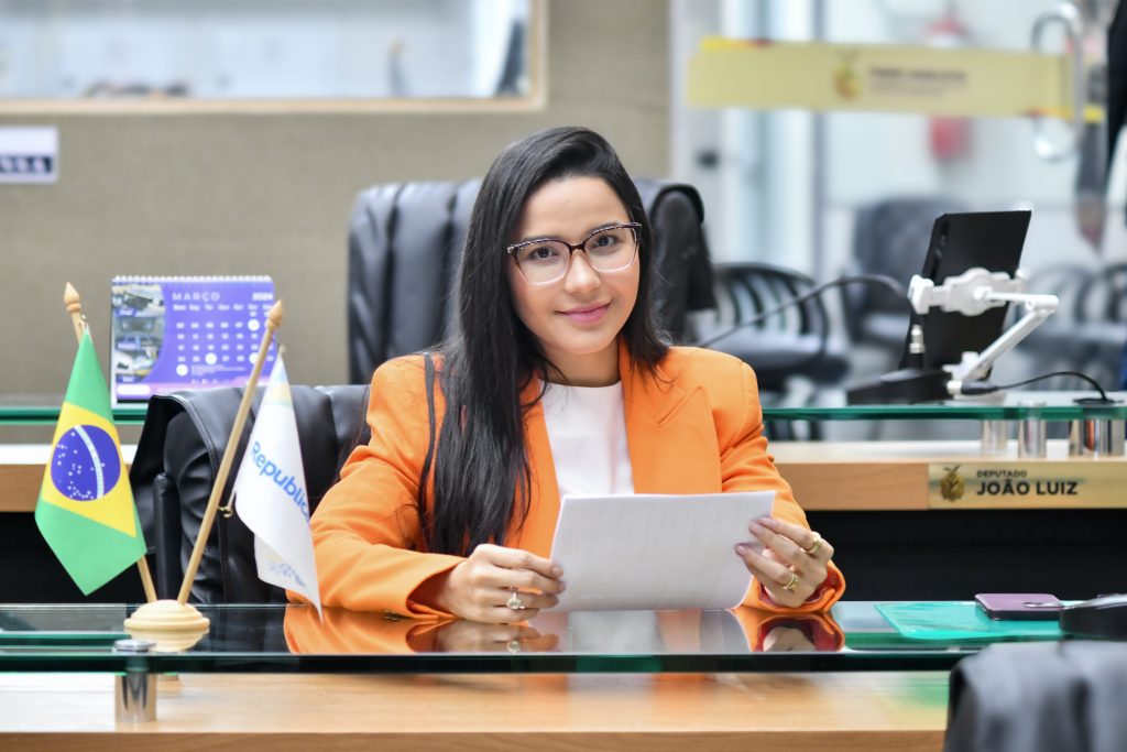 Projeto de Lei quer garantir isenção de taxa em concurso público para doadores por aférese