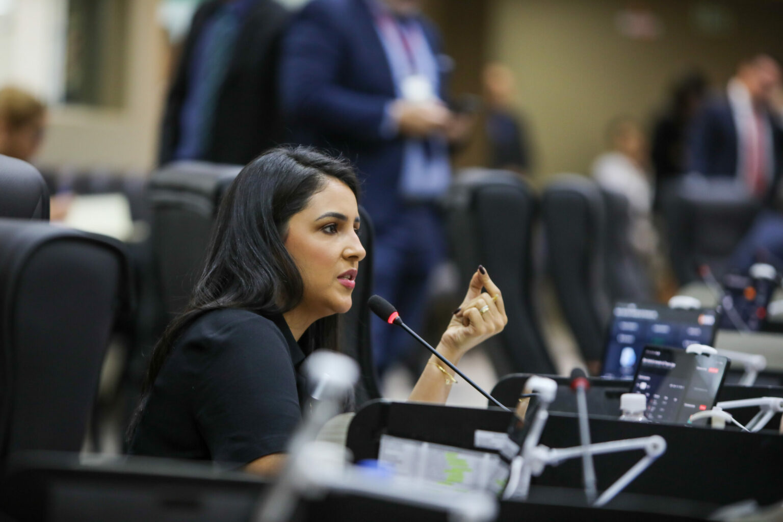 Thaysa Lippy critica ausência e despreparo de mediadores escolares para autistas na rede pública
