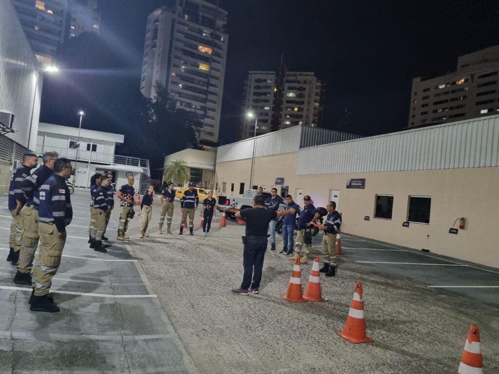 Detran Amazonas: agentes de trânsito participam de treinamento