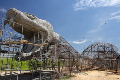 Etapa do Parque Amazonino Mendes terá cenário com cobra de 30 m