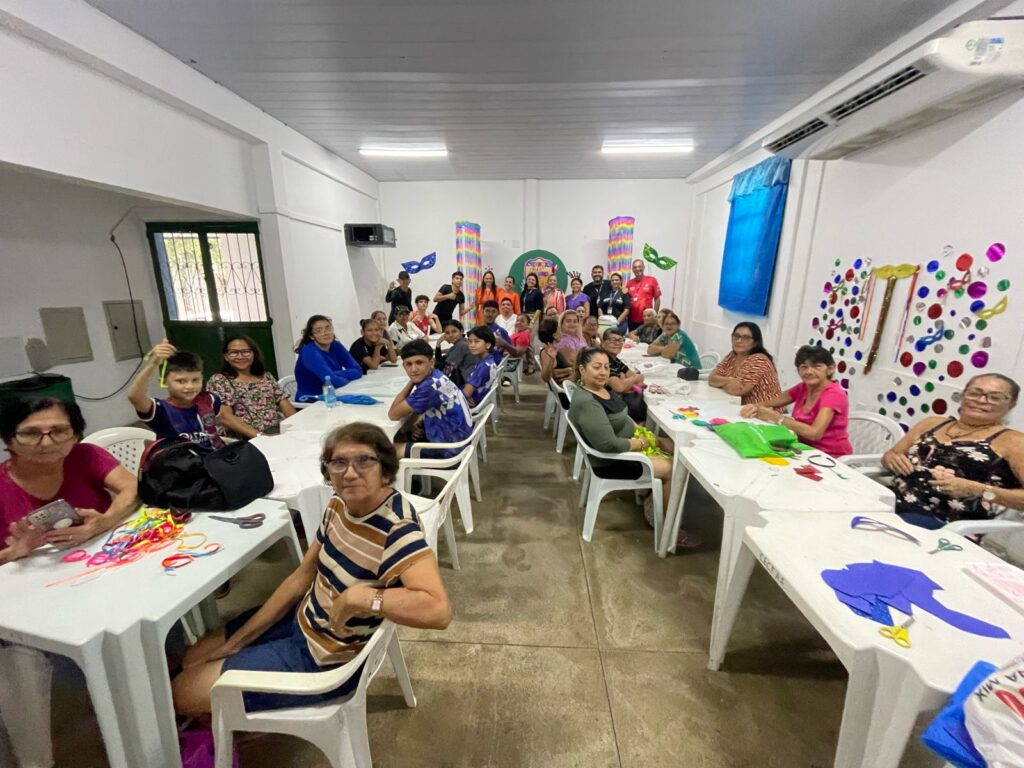 Centro de Convivência André Araújo celebra fevereiro roxo e laranja para conscientizar população sobre doenças crônicas