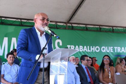 Cabo Maciel acompanha entrega de veículos e pulverizadores à FVS-RCP e destaca PL que fortalece combate às doenças endêmicas