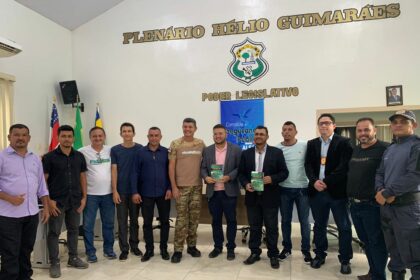 Dan Câmara se reúne com cidadãos de Nova Olinda para discutir sobre violência