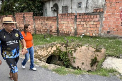 Moradores cobram melhorias para o bairro durante visita de Glória Carratte no Cidade de Deus