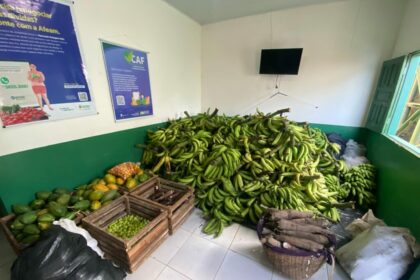 Amaturá: Idam atua no escoamento de 2,5 toneladas de alimentos comercializados via PAA