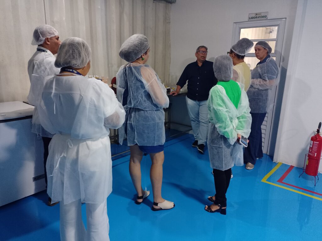 Idam trata de prospecção de negócios com produtores de óleos vegetais do Amazonas com empresa de fitocosméticos