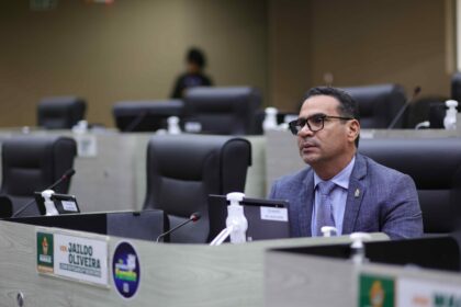 Vereador Jaildo Oliveira critica falta de ações para reformar terminais de ônibus na capital