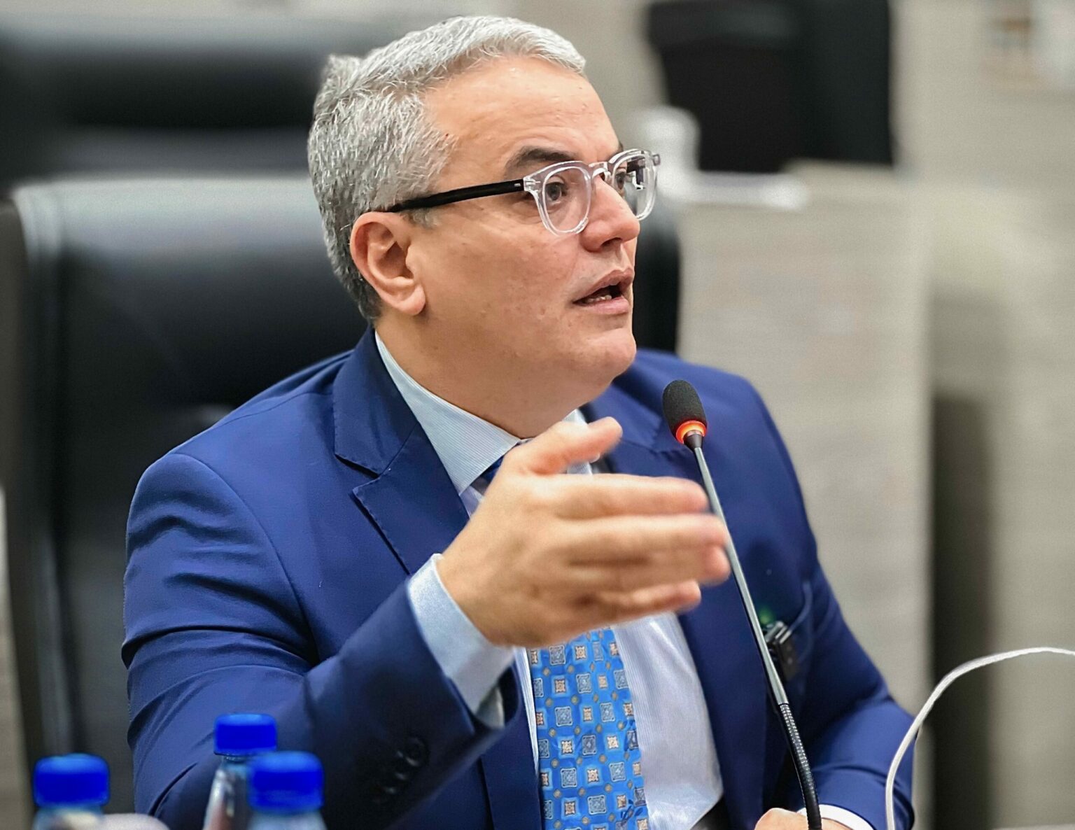Vereador Lissandro Breval cobra ação da prefeitura para assegurar moradias às famílias do Tarumã
