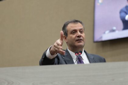 Vereador Marcelo Serafim apoia vinda de secretário à CMM para prestar esclarecimentos