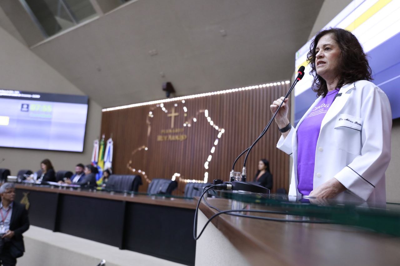 ‘Março Lilás’: Combate ao câncer de colo de útero foi o principal tema discorrido durante Sessão Plenária na Aleam