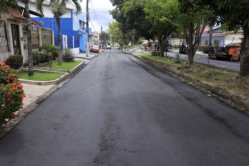 Prefeitura conclui asfaltamento no conjunto Canaã